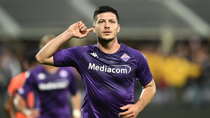 Luka Jovic esulta