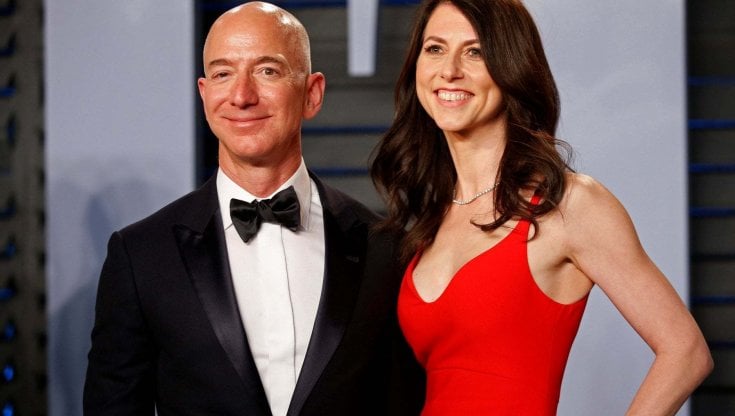 MacKenzie Scott, le donazioni miliardarie della filantropa silenziosa