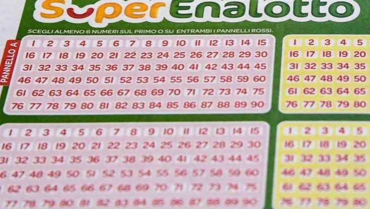 Superenalotto , nessun 6: jackpot oltre i 300 milioni, ecco come si incassa il premio
