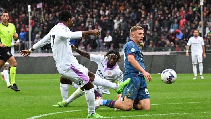 Okereke segna il gol del momentaneo 1-1