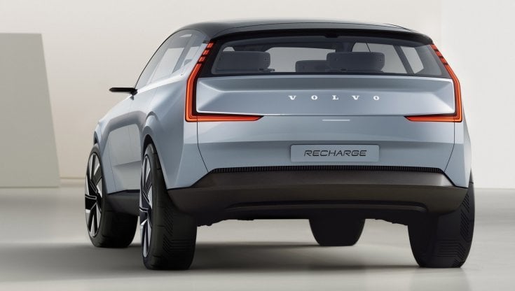 EX90, "Il computer Volvo su quattro ruote"