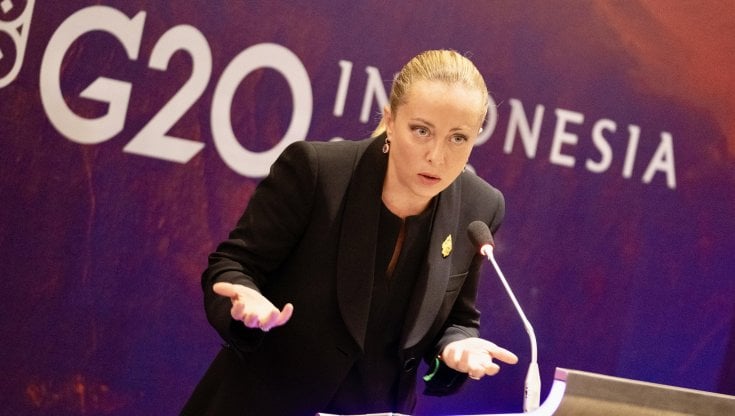 Il presidente del Consiglio, Giorgia Meloni, in conferenza stampa a Bali