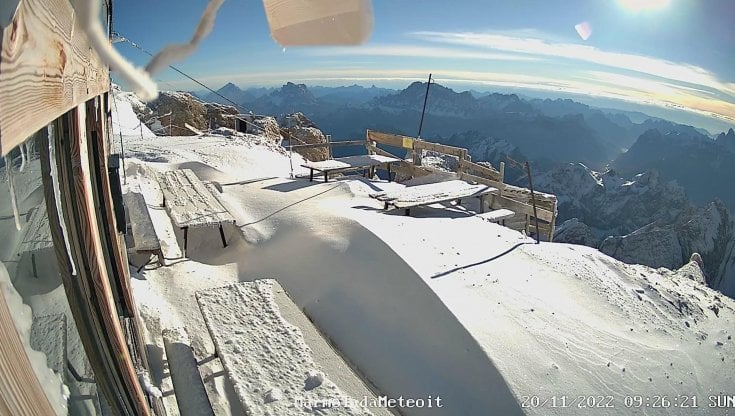 Neve sulla Marmolada