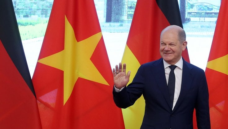 Tutta l'esitazione del governo Scholz nell'appoggio alla resistenza ucraina