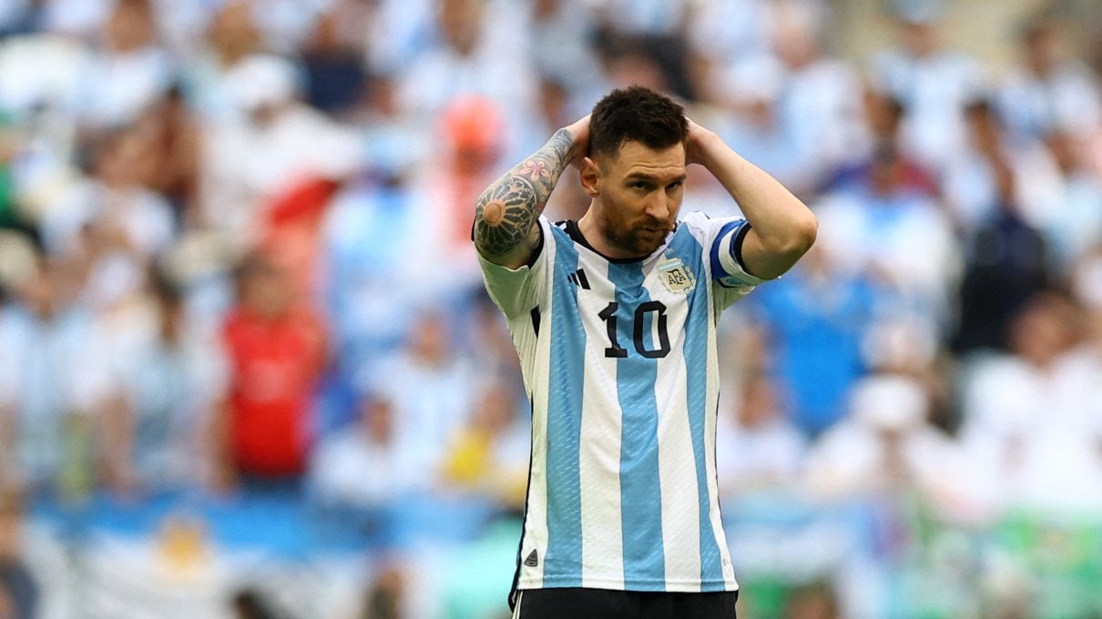Messi battuto e fischiato, il Mondiale dell'Argentina &egrave; gi&agrave; a rischio | <a href="https://puntoitalia.online/dossier/sport/mondiali-di-calcio-qatar/2022/11/22/news/argentina_arabia_saudita_risultato-375649039/" class="Articolo"><strong>L'Arabia Saudita vince in rimonta</strong></a>