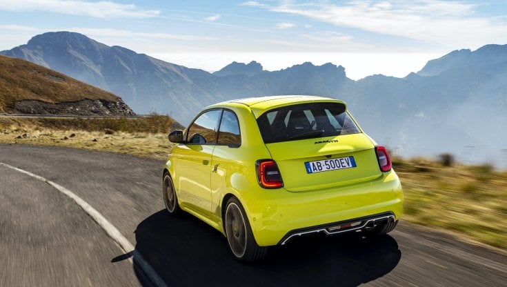 Abarth 500e, la prima elettrica dello Scorpione 