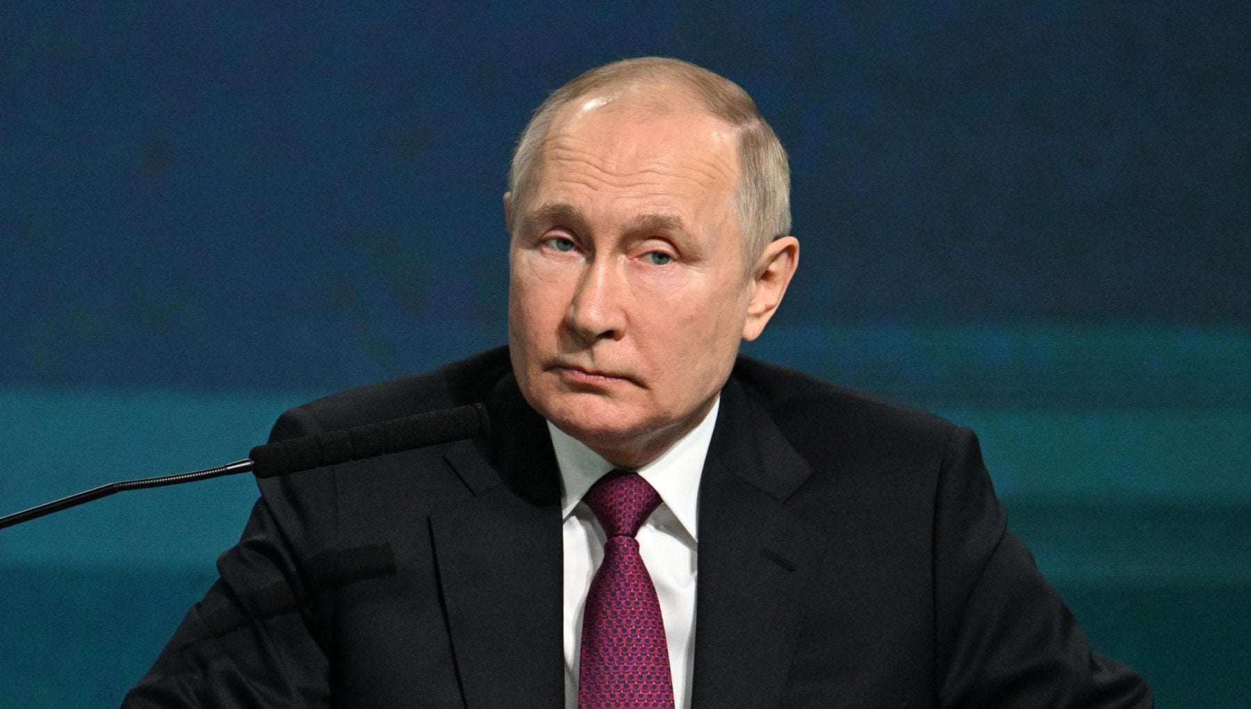 the-cia-on-the-hunt-for-russians-disappointed-by-putin-deputy-director