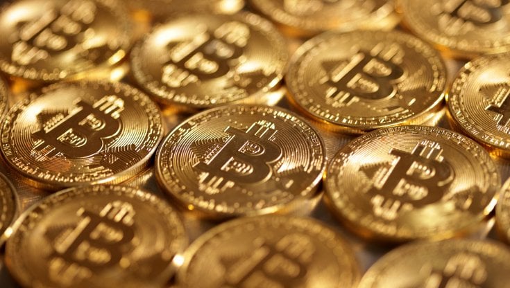 Cripto, con la Manovra una sanatoria per far riemergere i capitali nascosti al Fisco. Ma arriva un'imposta di bollo. Ecco le novità