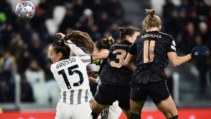 Una fase della partita allo Stadium