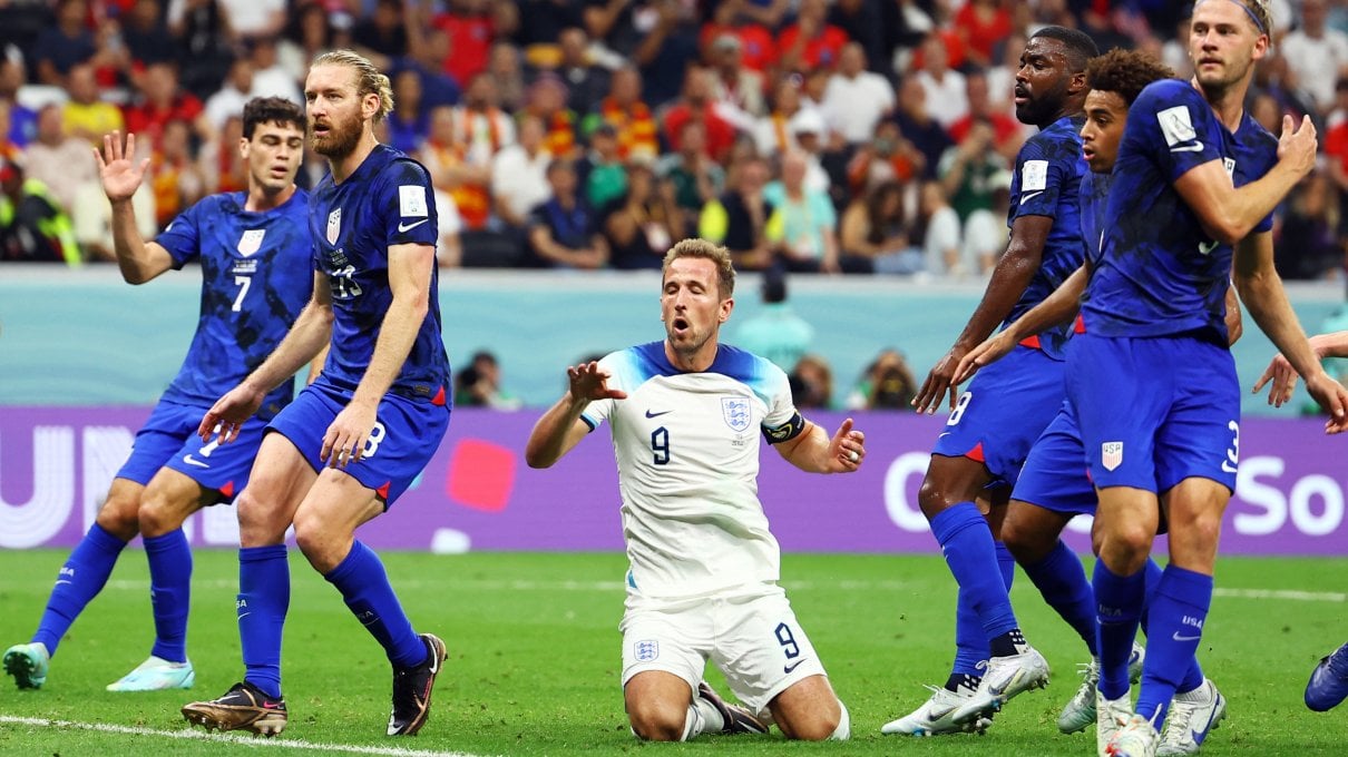 Passo indietro dell'Inghilterra: poco gioco e 0-0 con gli Stati Uniti, qualificazione agli ottavi rimandata