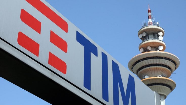 Tim, un mese di tempo per il nuovo piano sulla rete. Kkr torna in pista
