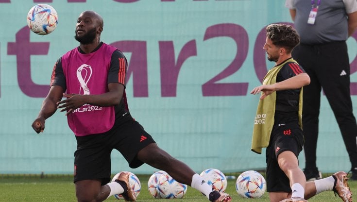 Lukaku in allenamento con Mertens