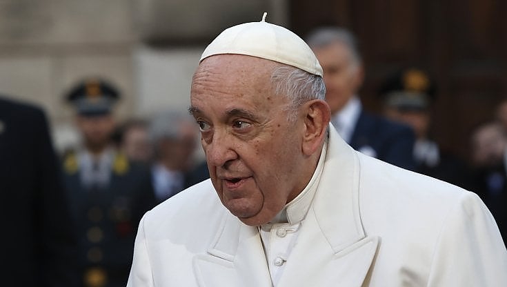 Papa Francesco: no ai contratti da fame e allo sfruttamento