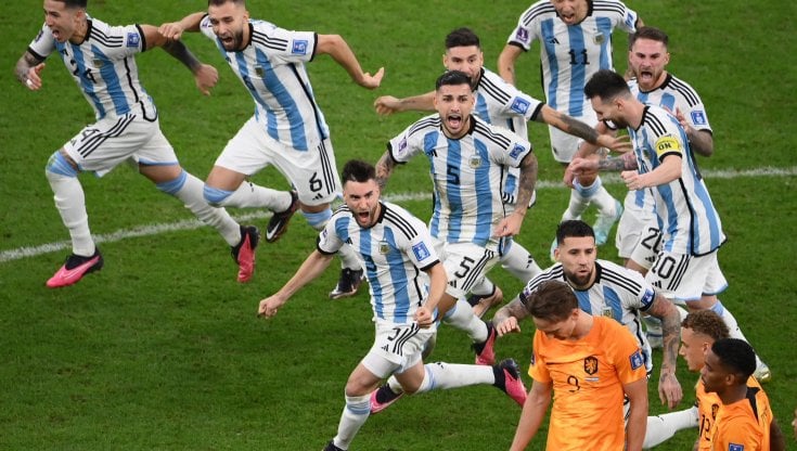 L'Argentina, l'esultanza contro l'Olanda e i nervi tesi di Messi