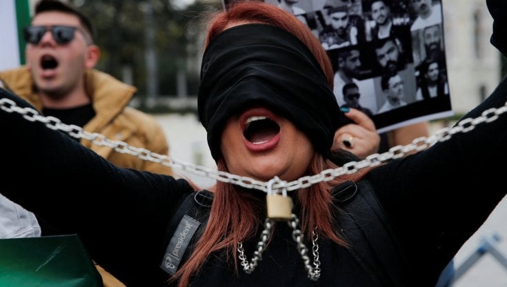 A Istanbul, una manifestazione a sostegno delle proteste in Iran
