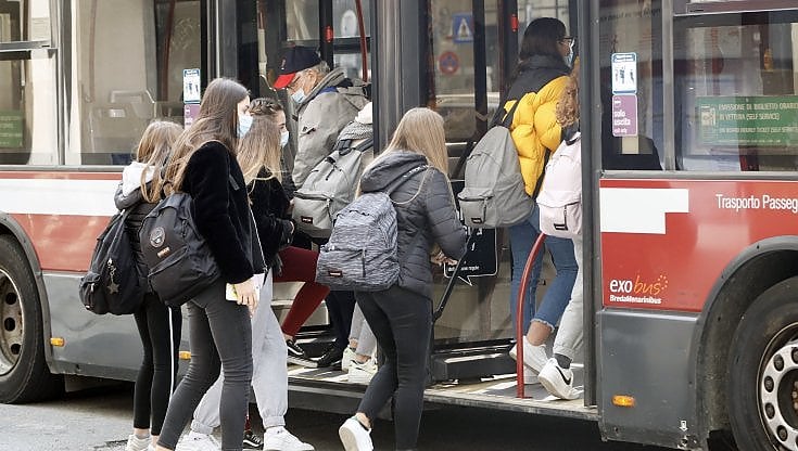 Trasporto locale al collasso e i sindaci sono costretti ad alzare il biglietto dell'autobus
