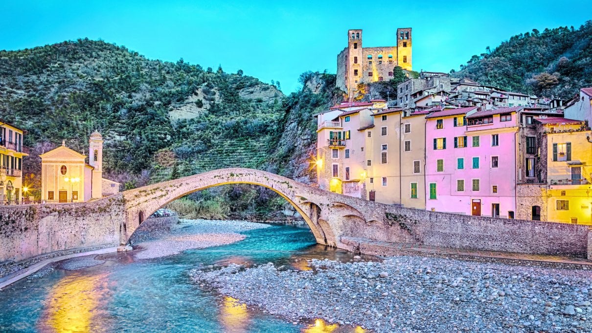 Ponente Ligure di pietra e mare