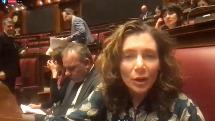 La diretta Fb del M5S dall'aula della Camera