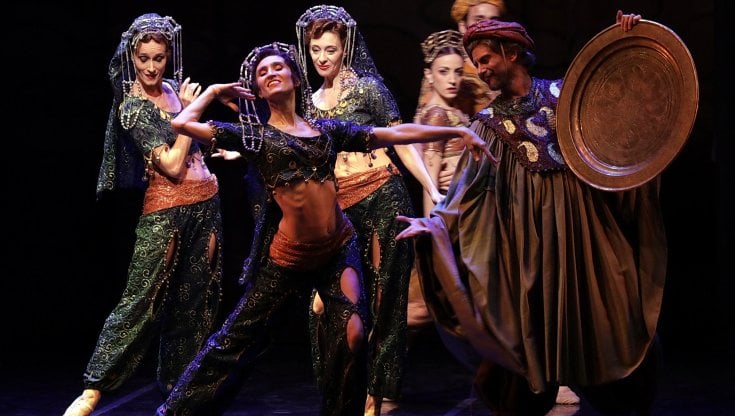 Alla Scala 'Lo schiaccianoci' inaugura la stagione del balletto