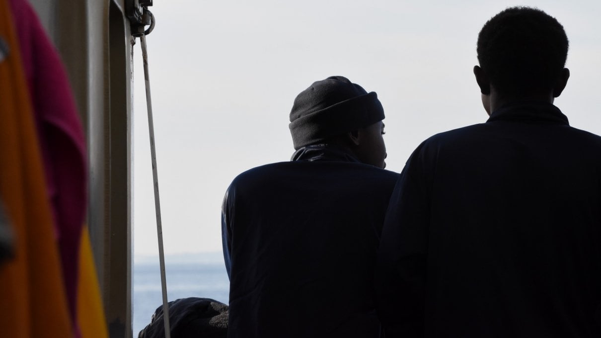 <a href="https://puntoitalia.online/dossier/cronaca/giornale-di-bordo/2022/12/30/news/migranti_ocean_viking_nave_ong_giornale_di_bordo-381340319/" fck_savedurl="">Migranti, le storie a bordo della Ocean Viking: "In Libia massacri e torture, l&igrave; abbiamo imparato a sopravvivere"</a>