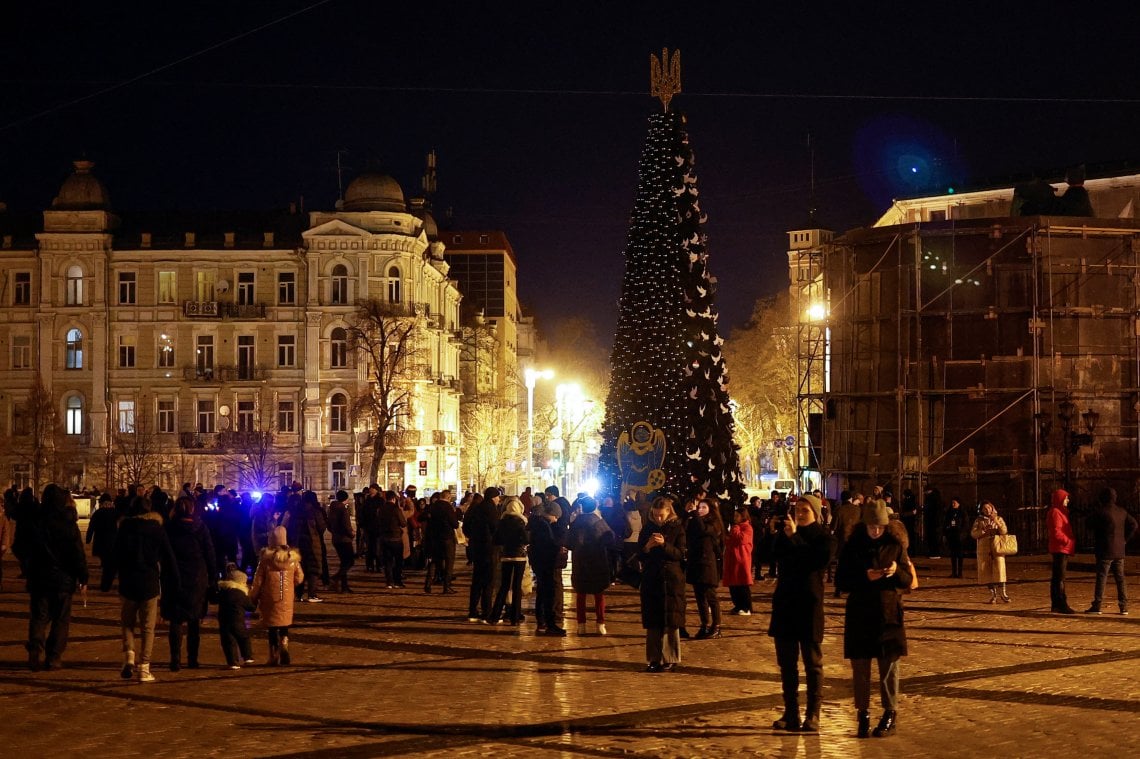 Le ultime immagini dal centro di Kiev prima del coprifuoco