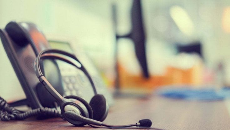 Call center esteri e numeri schermati: così il telemarketing continua a colpire gli italiani