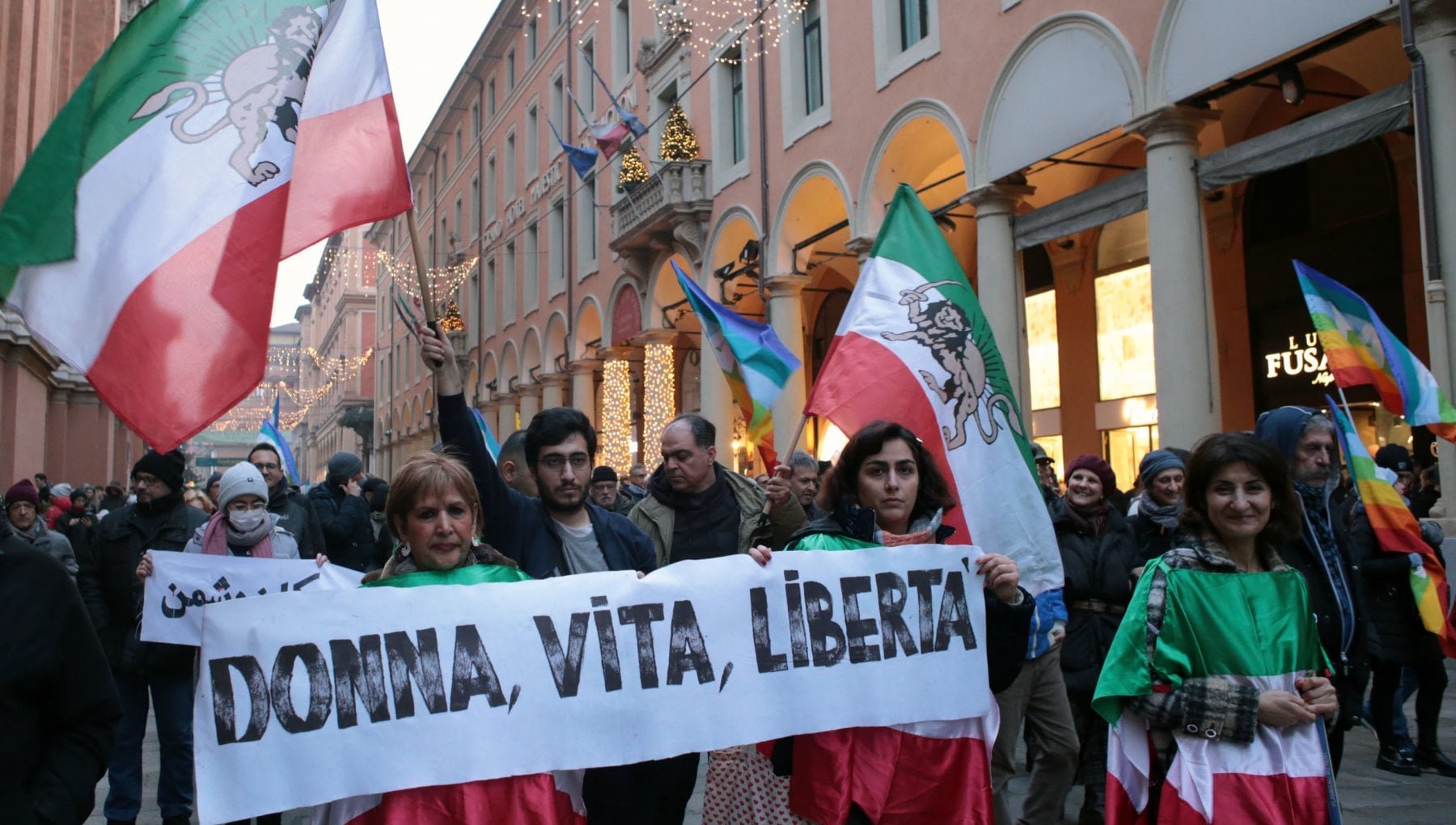 Se non sosteniamo le donne iraniane ora, quando? - la Repubblica