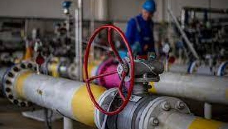 Gas, per i cali in bolletta bisognerà aspettare e non saranno per tutti