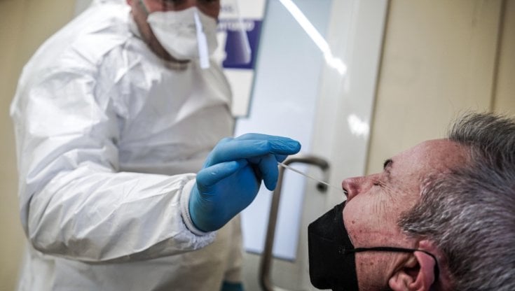 Numero 1500 per il Covid, retromarcia del ministero: "Proviamo a farlo ripartire"