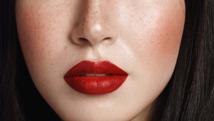 Germania, il revival del rossetto angoscia gli economisti. Perché il "lipstick effect" è un brutto segno