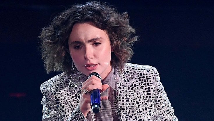 Madame toglie post su vaccini e green pass : "Lasciamo che l'indagine faccia il suo corso"