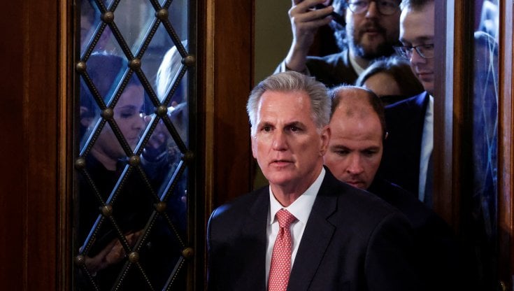 Usa, ennesima bocciatura per l'aspirante Speaker McCarthy. Fumata nera anche nell'11ma votazione. Seduta di nuovo aggiornata