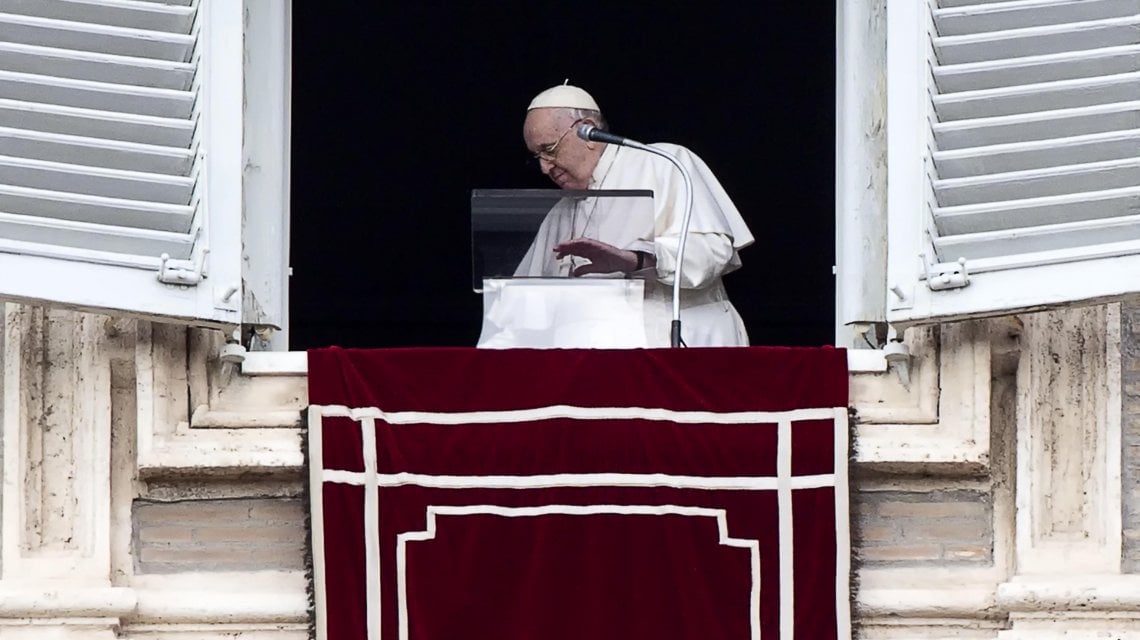 Il Papa ieri durante l'Angelus