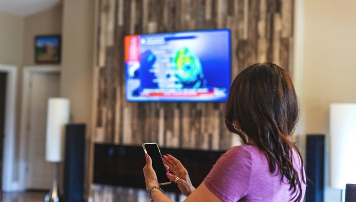 Transizione digitale, l'analisi Auditel-Censis: così la televisione porta il Paese nel futuro