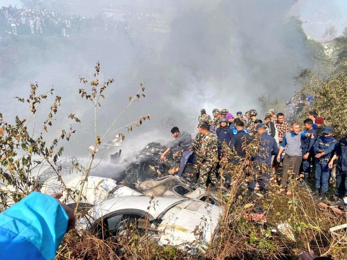 Nepal, aereo della Yeti Airlines precipita in fase di atterraggio ...
