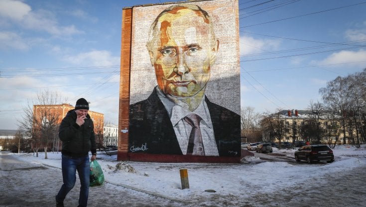 “Puniamo i traditori”: la Russia si spacca sulle sanzioni ai dissidenti in esilio