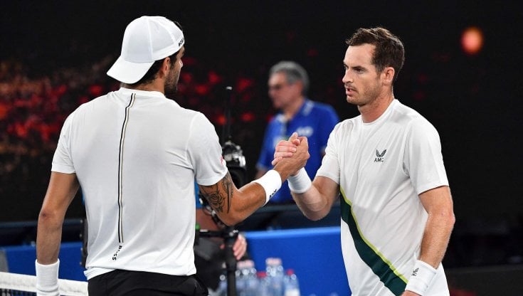 Il saluto tra Berrettini e Murray a fine match