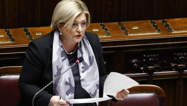 La ministra Calderone
