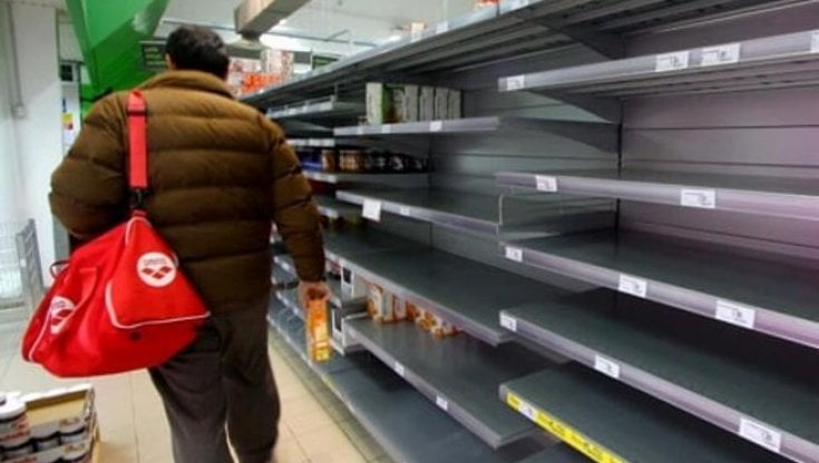 Tunisia verso la fame e la Libia manda aiuti alimentari: il paese è fra i più colpiti dalle conseguenze della guerra in Ucraina