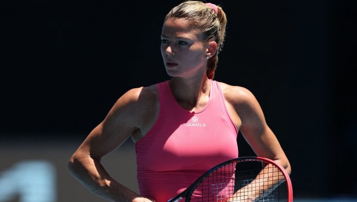 Tennis, Australian Open. Camila Giorgi eliminata al terzo turno. Djokovic agli ottavi, Murray è fuori