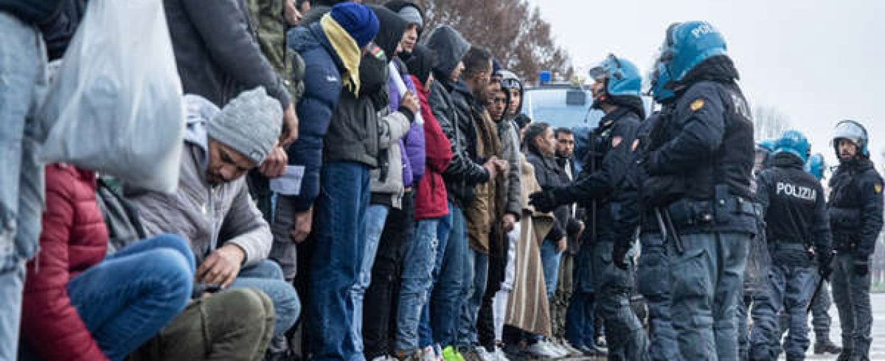 Ogni richiedente asilo ha diritto all'accoglienza in Italia