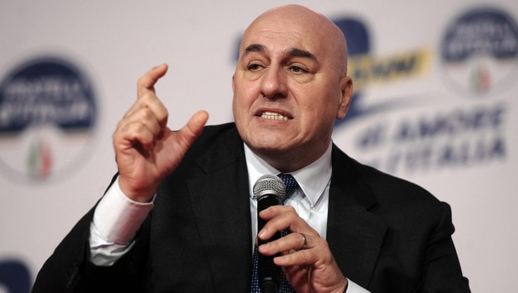 Il ministro della Difesa, Guido Crosetto
