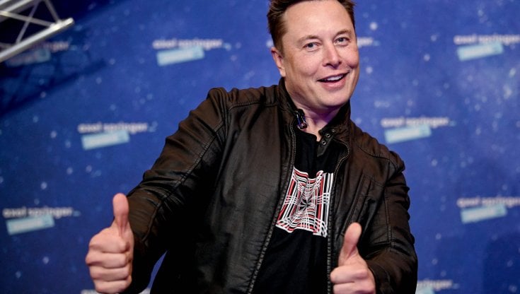 Tesla, +37% di fatturato nel quarto trimestre: 24,32 miliardi
