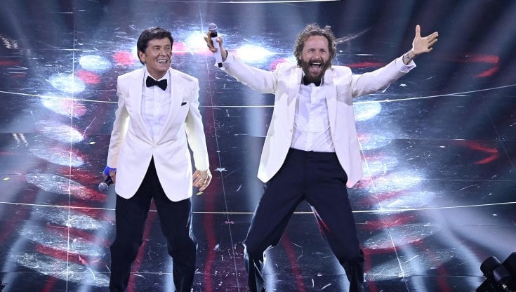 Sanremo, il "lodo Jovanotti": i cantanti dei duetti potranno tornare da ospiti