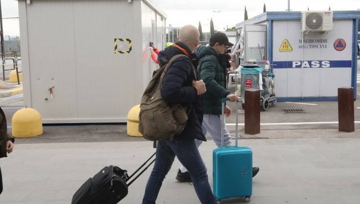 Covid, Schillaci: "Sarà prorogato l'obbligo di tampone per chi arriva dalla Cina"