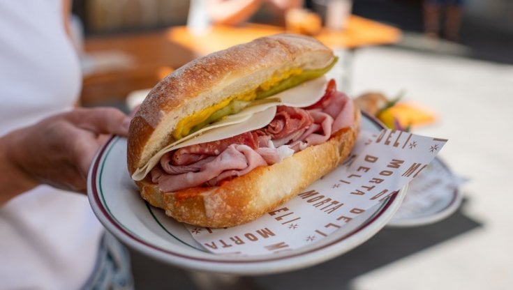 Il panino alla mortadella oggi &egrave; un must per gli appassionati di cibo di mezzo mondo