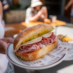 Da Bologna al mondo: la mortadella è diventata cool