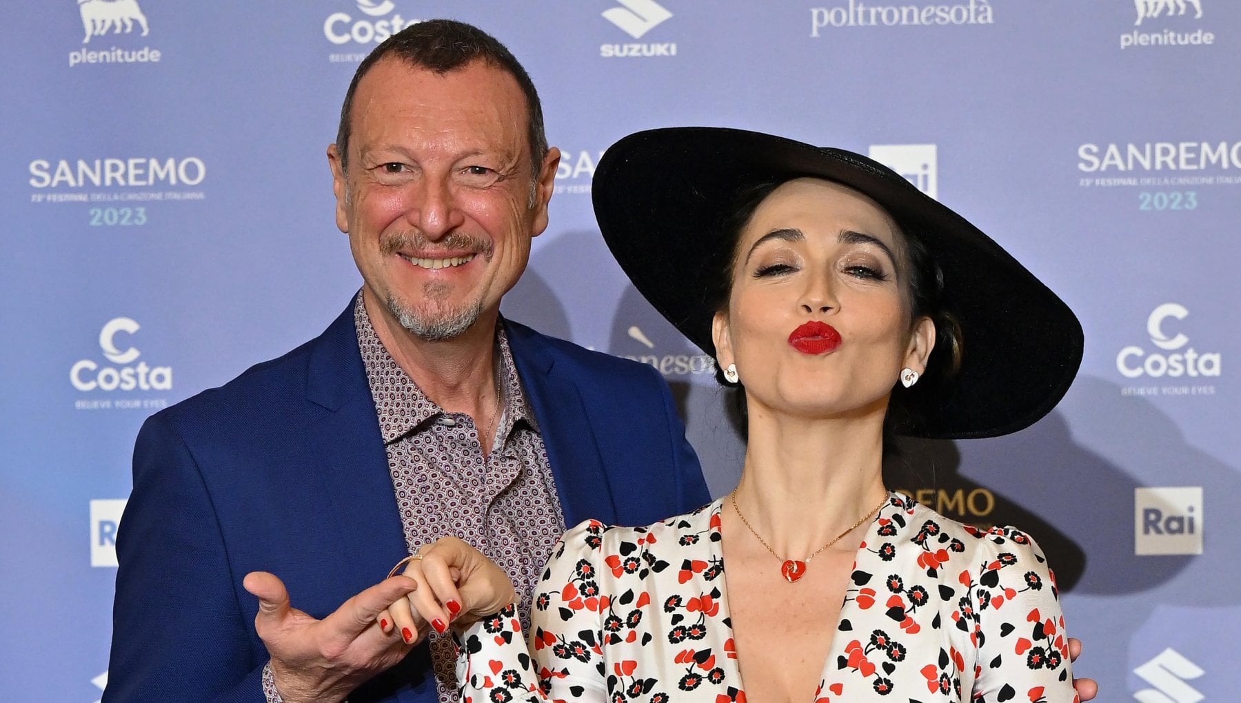 Conferenza stampa di Amadeus: "Non faccio il Festival con la politica, il festival non è né di destra o sinistra, di centro ma di tutti"