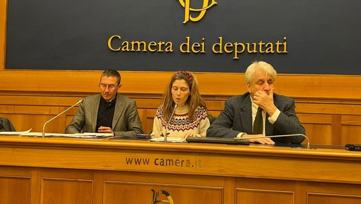 La conferenza stampa alla Camera con Luigi Manconi (ultimo a destra)