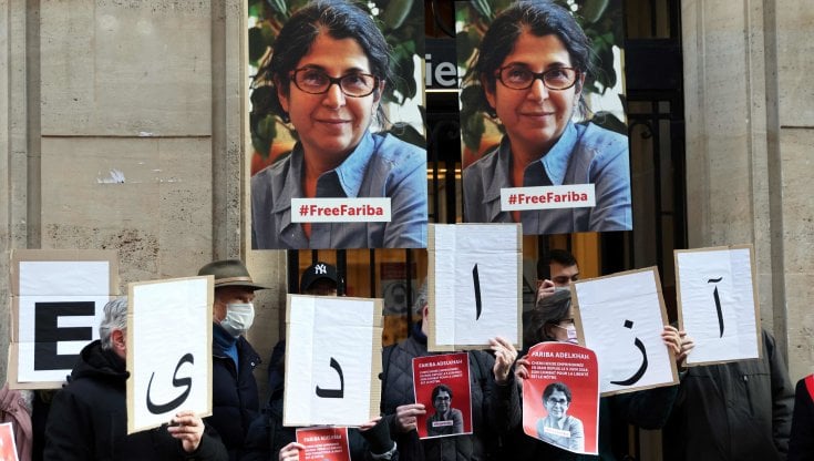 Manifestazione a Parigi per la liberazione di&nbsp;Fariba Adelkhah, il 13 gennaio del 2022